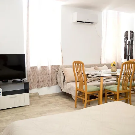 Apartmán On Maria Luiza Street - Cozy In By Flat Mаnаger Varna