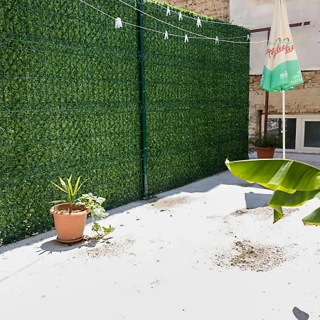 On Maria Luiza Street - Cozy In By Flat Mаnаger 아파트 바르나